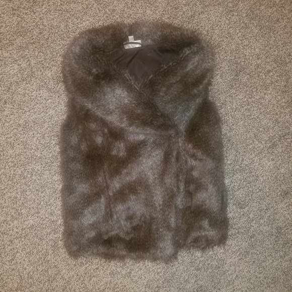 Kenar faux fur vest - Picture 2 of 8